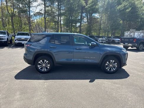 New 2026 Chevrolet Equinox LT AWD/4WD image 5