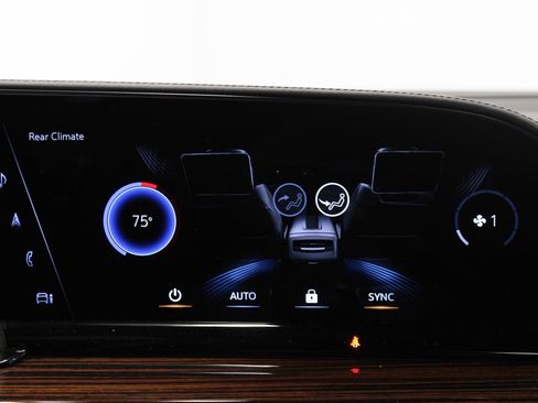 Certified 2023 Cadillac Escalade Premium Luxury image 41