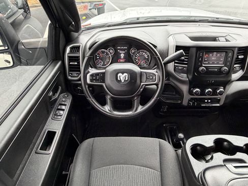 Used 2024 RAM 2500 Tradesman w/ Chrome Appearance Group image 14