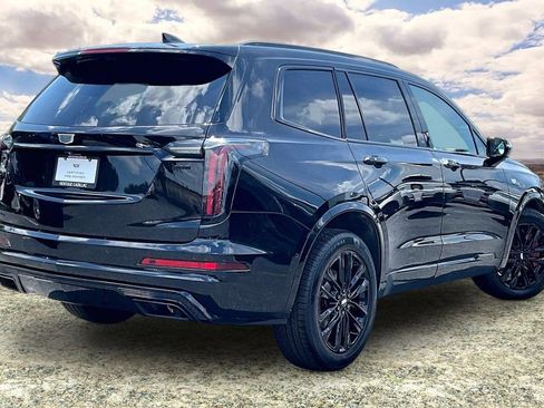 Certified 2023 Cadillac XT6 Sport w/ LPO, ONYX Package AWD/4WD image 5