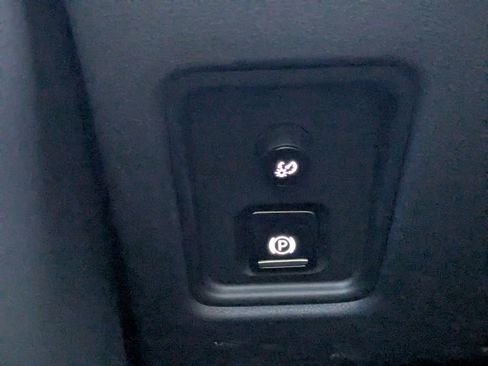 Certified 2023 Chevrolet Corvette Stingray Coupe image 31