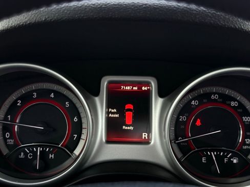 Used 2020 Dodge Journey SE w/ SE Popular Equipment Group image 41