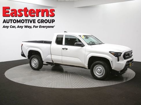 Used 2024 Toyota Tacoma SR image 44