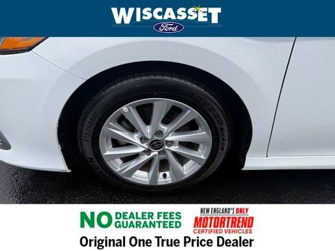 Used 2023 Toyota Camry LE image 21