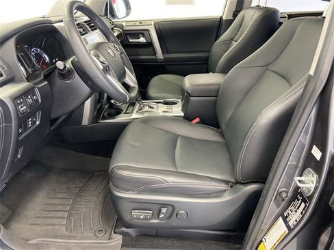 Used 2022 Toyota 4Runner Limited image 20