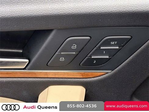 Used 2022 Audi Q5 2.0T Premium Plus w/ Premium Plus Package image 11