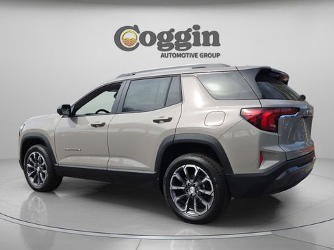 New 2026 GMC Terrain Elevation w/ Elevation Premium Package image 3