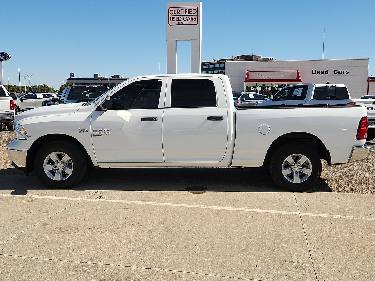 Used 2023 RAM 1500 Classic SLT w/ Trailer & Traction Group RWD image 2