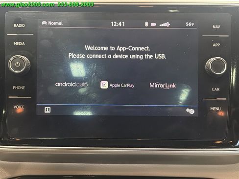 Used 2018 Volkswagen Atlas SEL Premium image 11