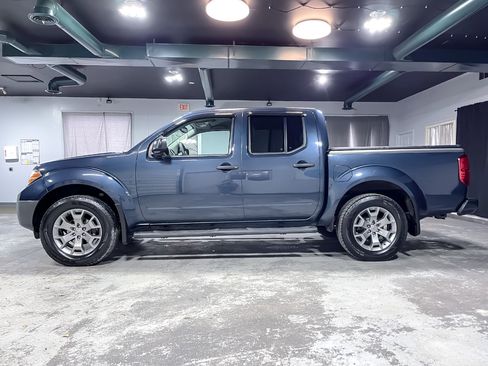 Used 2021 Nissan Frontier SV image 5