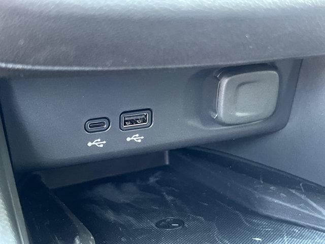 New 2026 Buick Envista Sport Touring FWD image 26