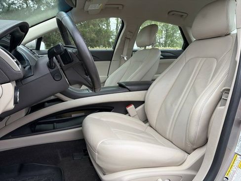 Used 2019 Lincoln MKZ Reserve image 14