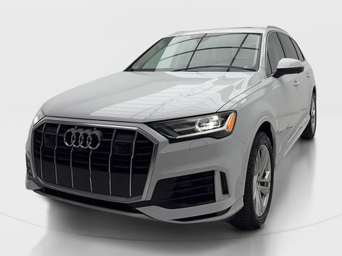 Used 2022 Audi Q7 3.0T Premium Plus w/ Premium Plus Package AWD/4WD image 4