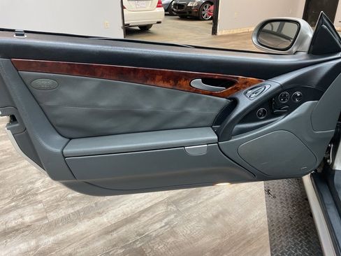 Used 2003 Mercedes-Benz SL 500 image 25