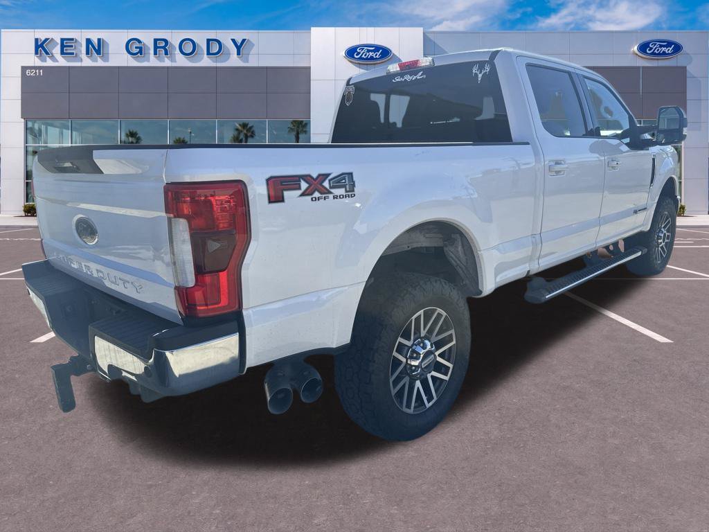 Used 2017 Ford F250 Lariat w/ Lariat Ultimate Package AWD/4WD image 7