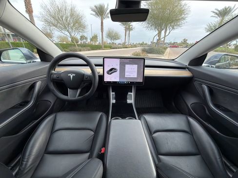 Used 2019 Tesla Model 3 Long Range image 11