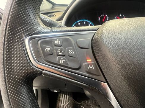 Used 2025 Chevrolet Malibu LS FWD image 23