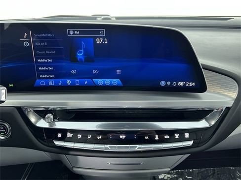 Used 2023 Cadillac Lyriq 2WD image 14