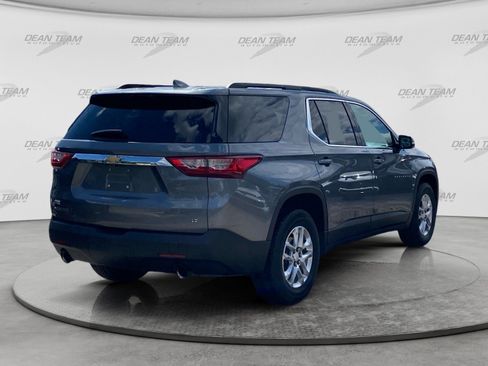 Used 2020 Chevrolet Traverse LT FWD image 8