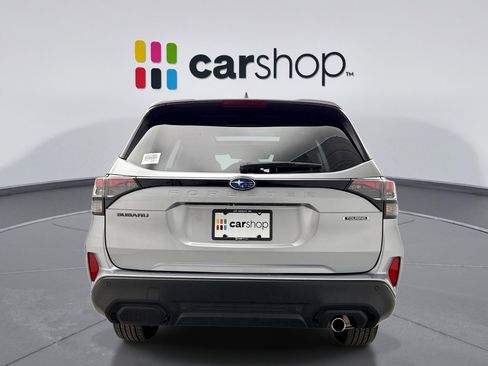 Used 2025 Subaru Forester Touring image 4