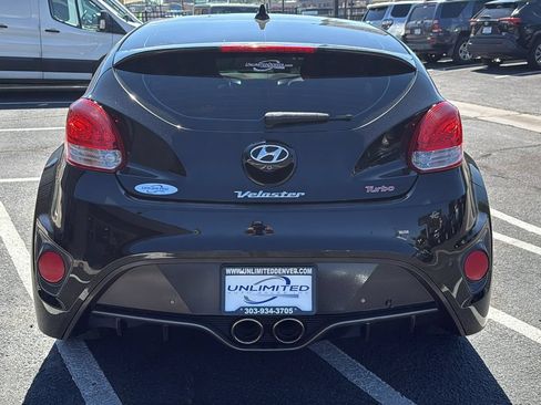 Used 2013 Hyundai Veloster Turbo w/ Ultimate Pkg FWD image 4