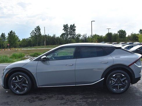 New 2025 Kia EV6 Light w/ Light LR Technology Package image 6