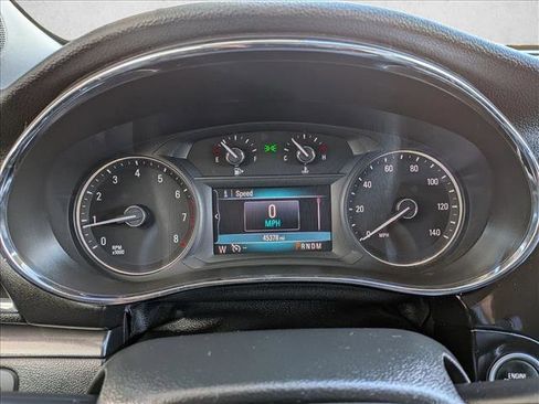 Used 2019 Buick Encore Sport Touring FWD image 9