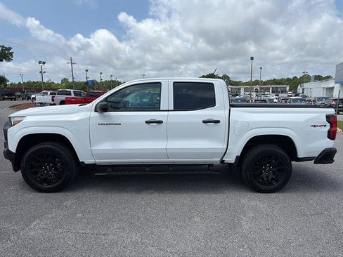 New 2026 Chevrolet Colorado W/T AWD/4WD image 3