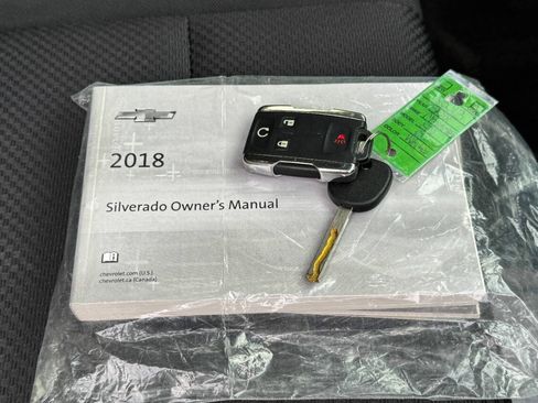 Used 2018 Chevrolet Silverado 1500 LT w/ All Star Edition AWD/4WD image 31