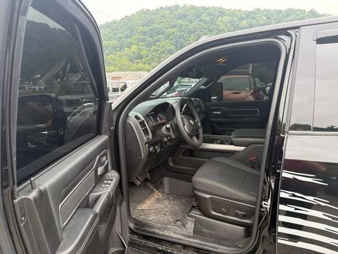 Used 2025 RAM 2500 Big Horn AWD/4WD image 15