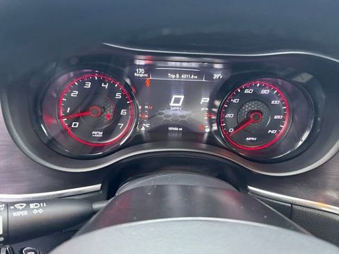 Used 2018 Dodge Charger SXT w/ Blacktop Package image 15