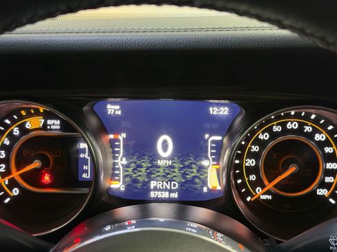 Used 2021 Jeep Wrangler Unlimited Sahara image 25