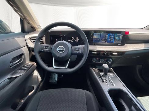 New 2026 Nissan Kicks S FWD image 10
