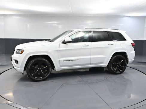 Used 2015 Jeep Grand Cherokee Altitude image 11