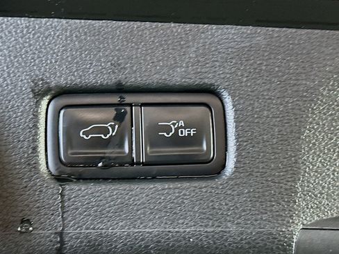 Used 2025 Kia Telluride S AWD/4WD image 33