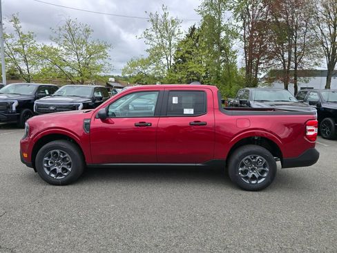 New 2026 Ford Maverick XLT w/ Equipment Group 301A AWD/4WD image 9