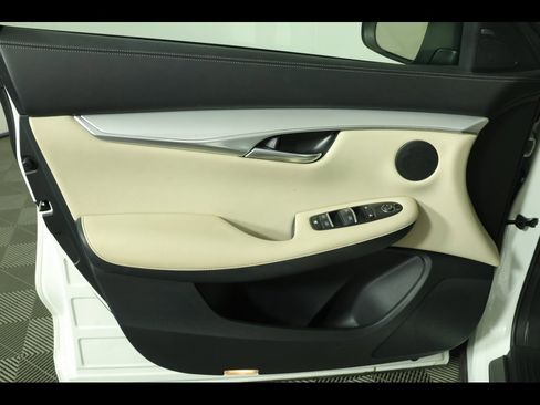 Used 2021 INFINITI QX50 Luxe w/ Cargo Package image 19