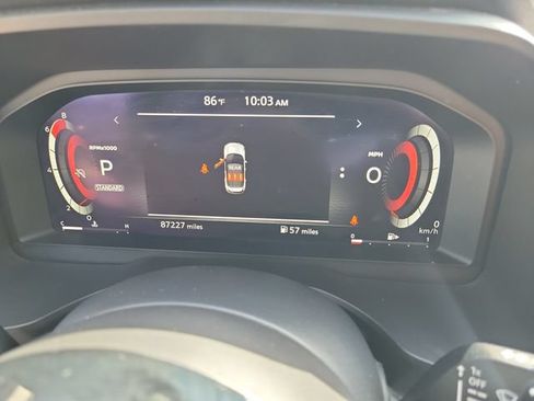 Used 2024 Nissan Rogue SL w/ SL Premium Package FWD image 29