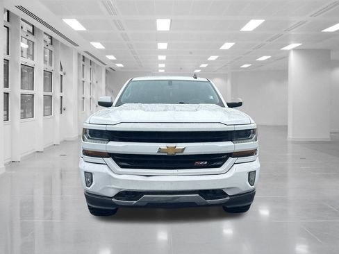 Used 2018 Chevrolet Silverado 1500 LT w/ All Star Edition AWD/4WD image 2