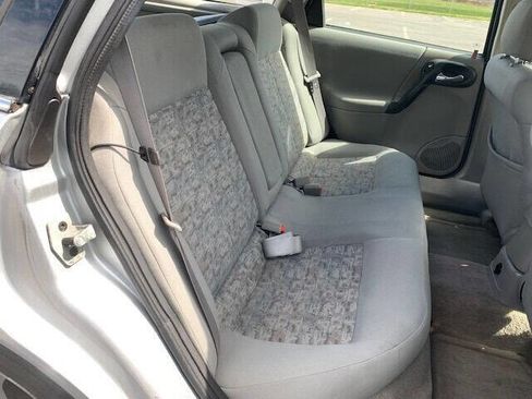 Used 2003 Saturn L-Series LW300 w/ Convenience Pkg image 22