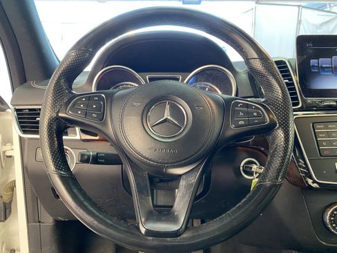Used 2019 Mercedes-Benz GLS 450 4MATIC image 29