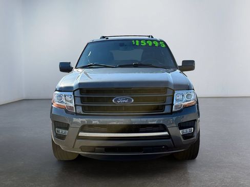 Used 2017 Ford Expedition Limited w/ Equipment Group 301A RWD image 8