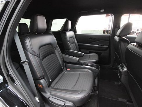 Used 2023 Nissan Pathfinder Rock Creek image 23