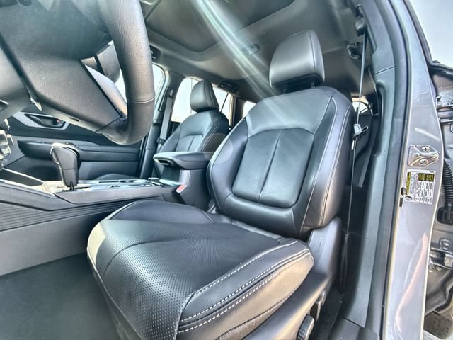 Certified 2026 Subaru Outback Limited AWD/4WD image 11