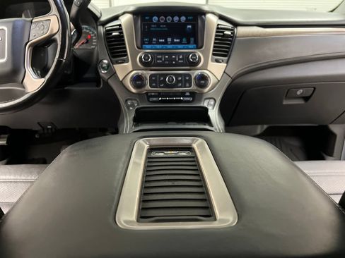 Used 2018 GMC Yukon Denali w/ Open Road Package AWD/4WD image 49