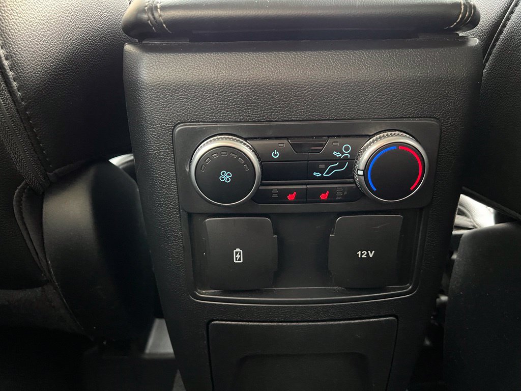 Used 2023 Ford Explorer Limited AWD/4WD image 25