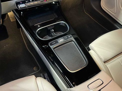 Certified 2025 Mercedes-Benz CLA 250 4MATIC image 32