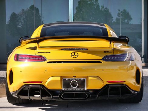 Used 2020 Mercedes-Benz AMG GT R image 6