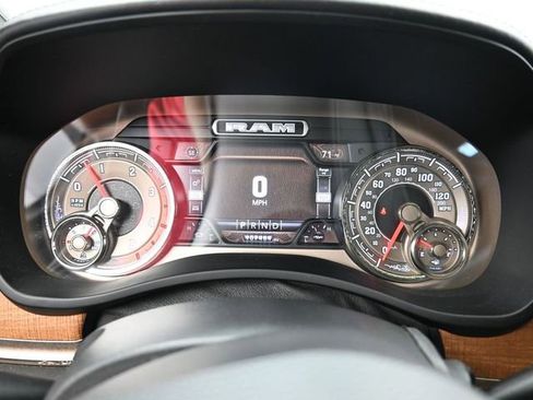 Used 2020 RAM 3500 Limited image 33