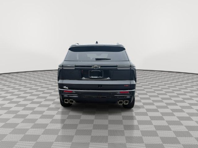 Certified 2026 Chevrolet Traverse RS w/ LPO, Floor Liner Package FWD image 10